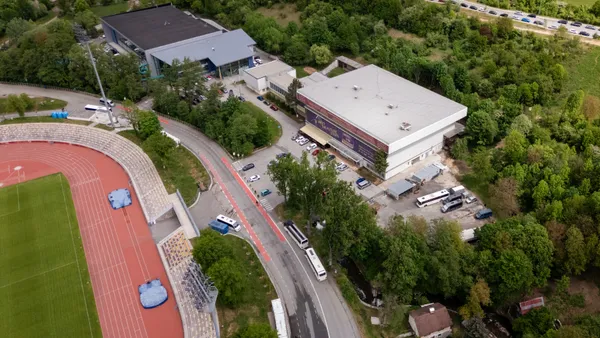 Banská Bystrica — areál a diagnostické centrum DUKLA